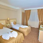 Grand Emin 3*
