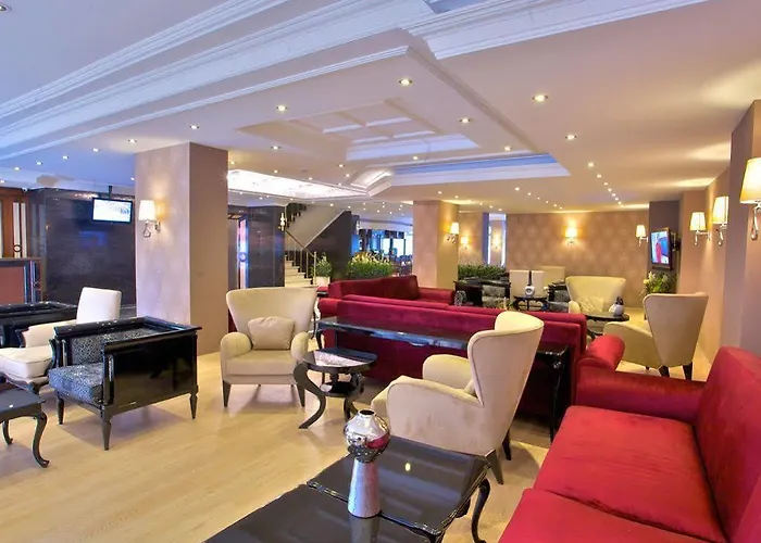 Отель Grand Emin Стамбул