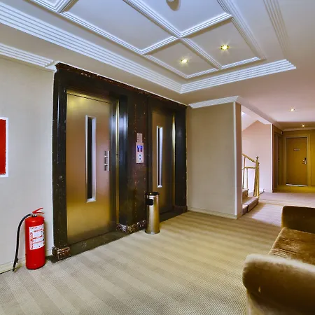 Hotel Grand Emin