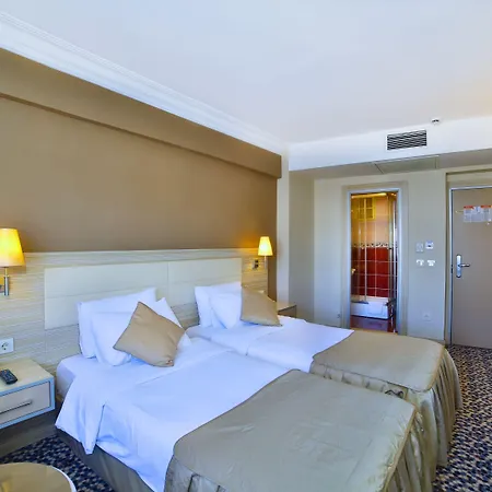 Hotel Grand Emin 3*