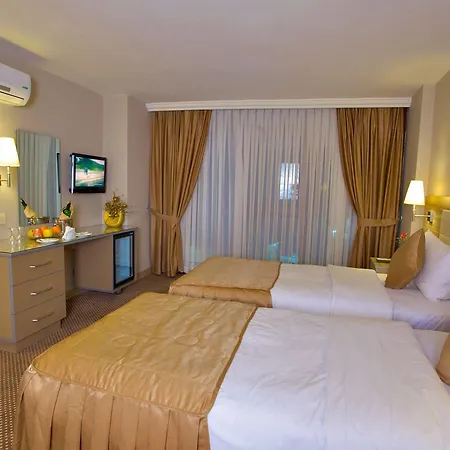 Grand Emin Hotell 3*